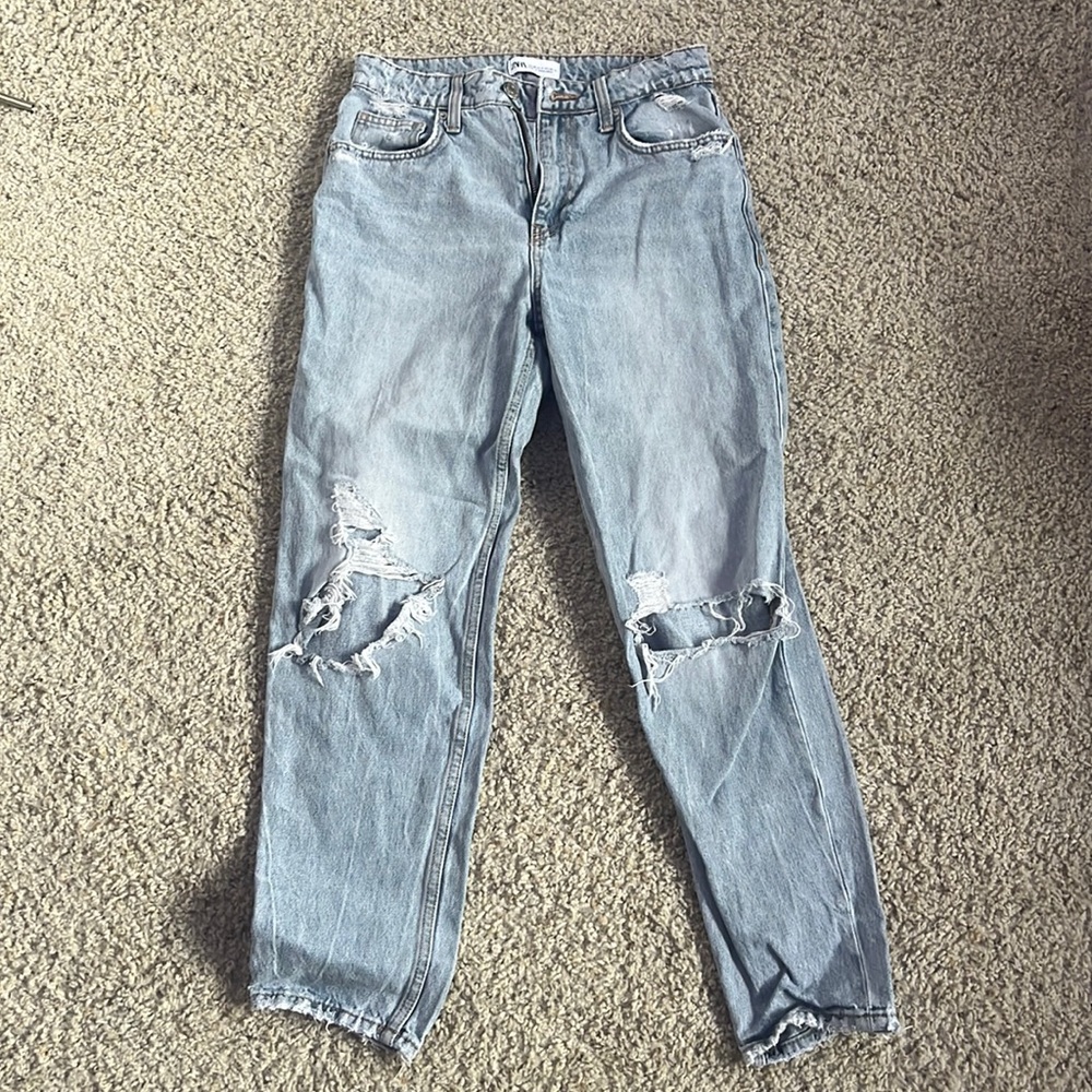 Zara Light-washed Ripped Jeans